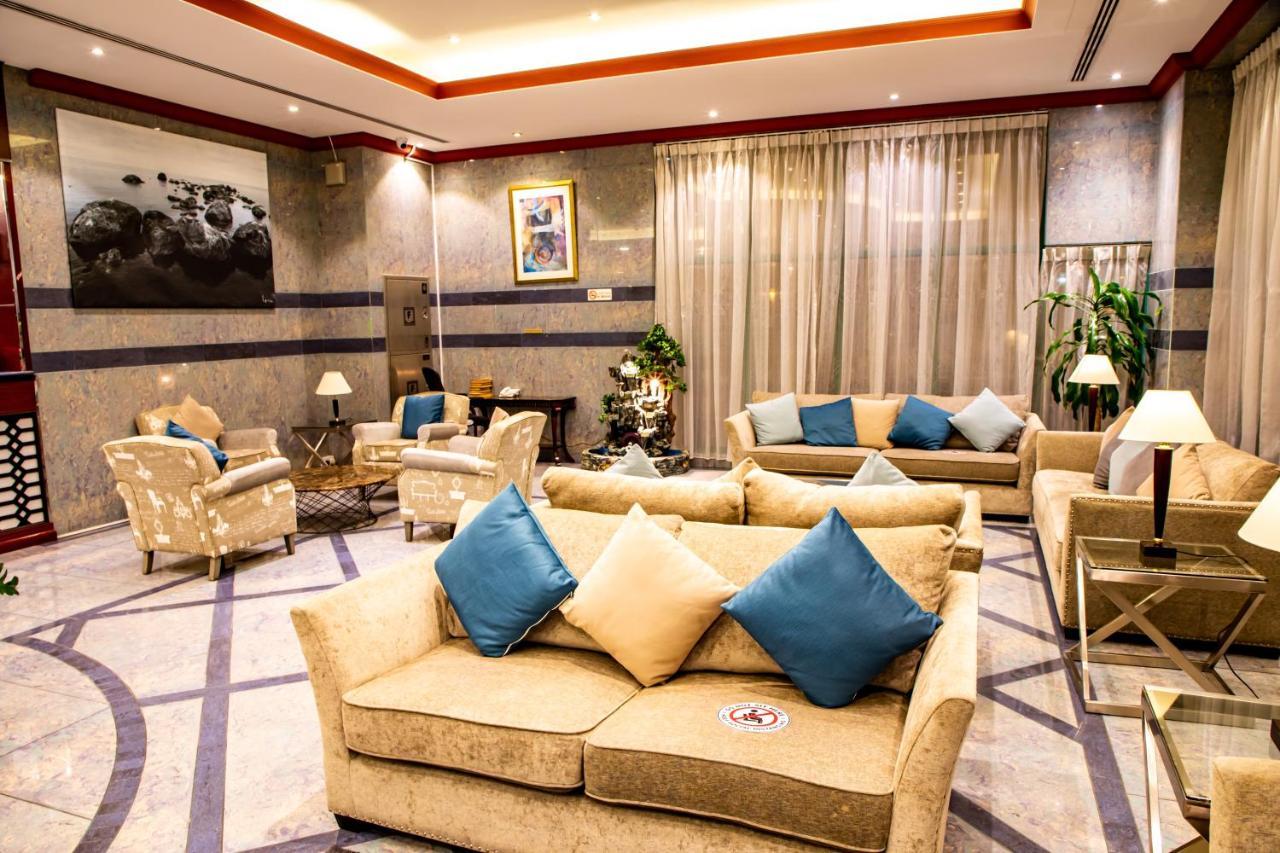 Wescott Pearl Hotel Apartments Dubai Exterior photo